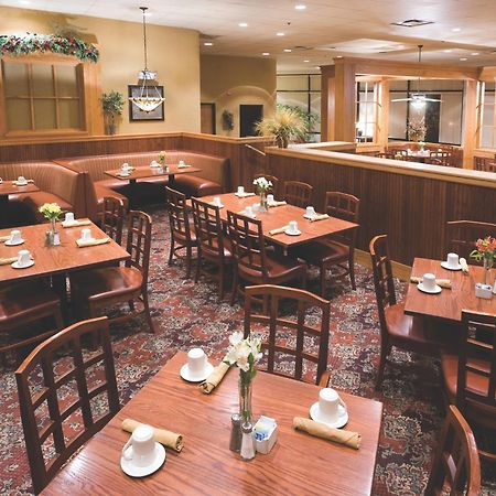 Ramkota Hotel Pierre Restaurant foto
